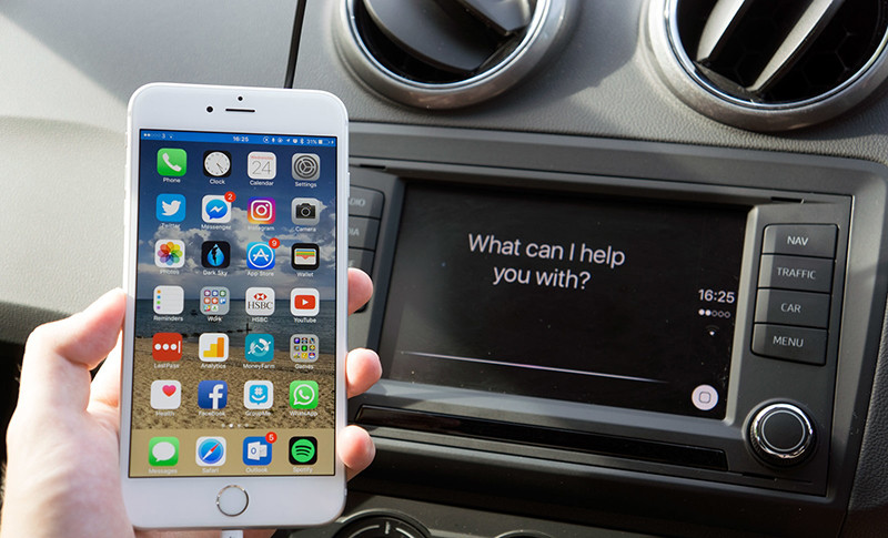 Từ giờ Siri có thể giúp bạn điều chỉnh các ứng dụng trên màn hình xe hơi
