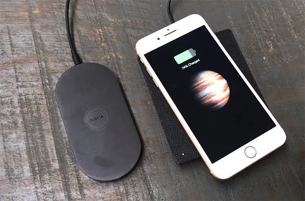 iPhone báo sạc nhưng không vào pin