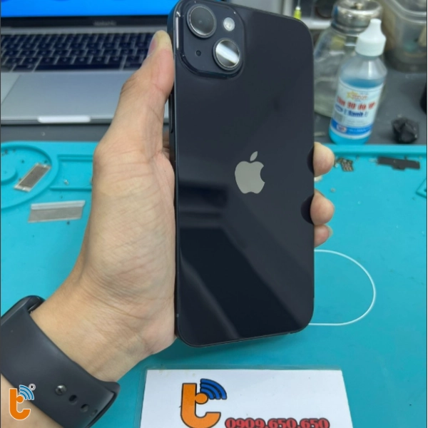 kính lưng iphone 13