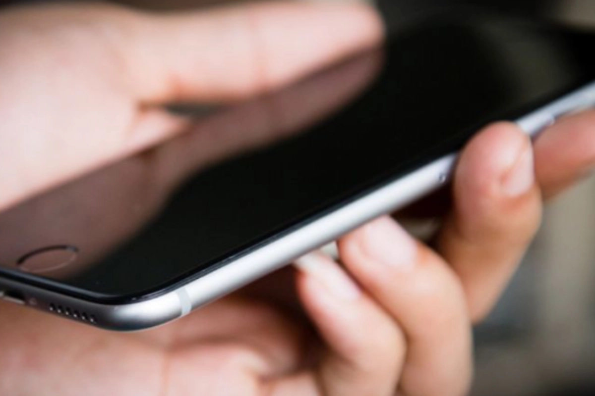 Đt iPhone Se bị sâph nguồn