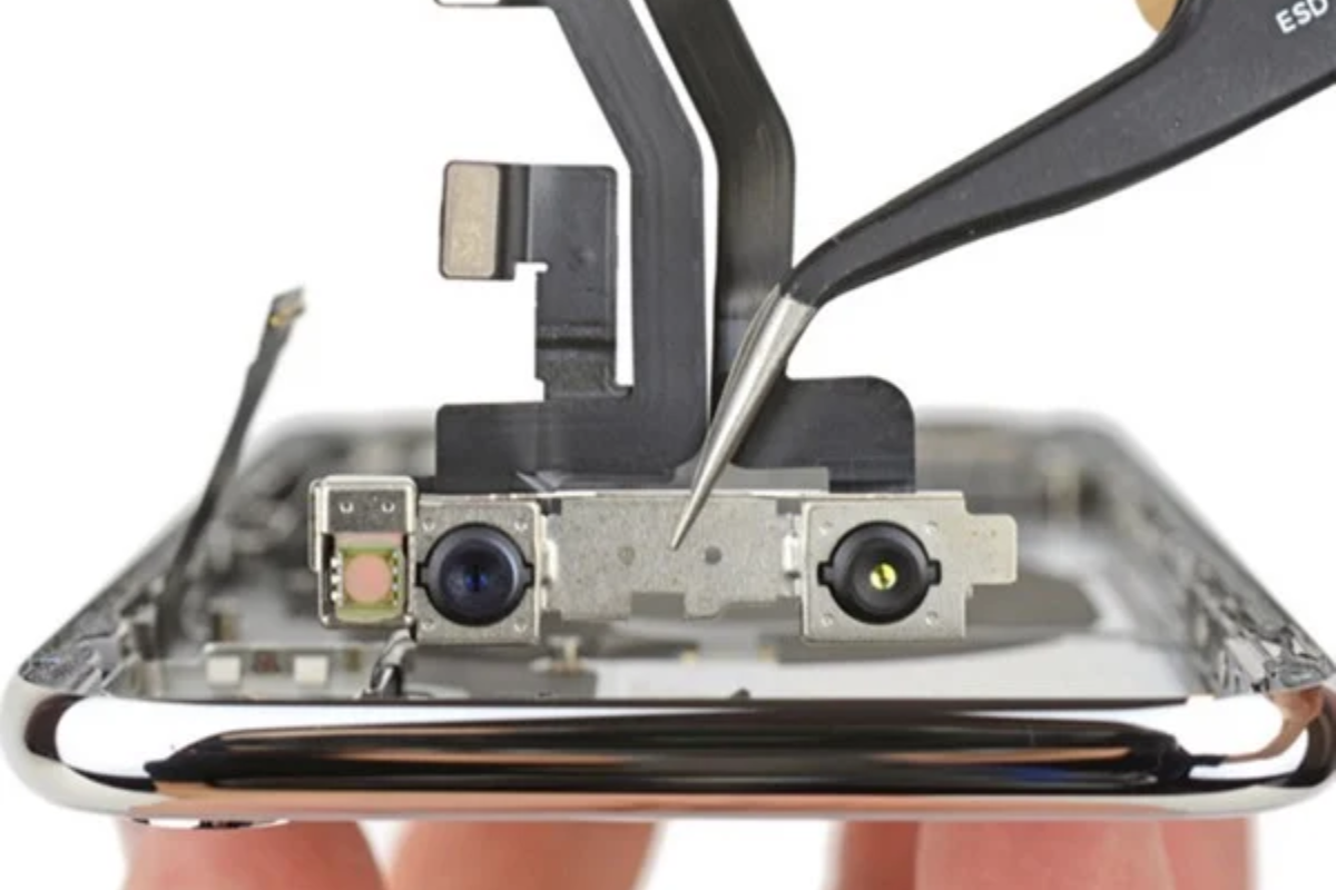 Hình ảnh sửa chữa thay kính camera iPhone 5