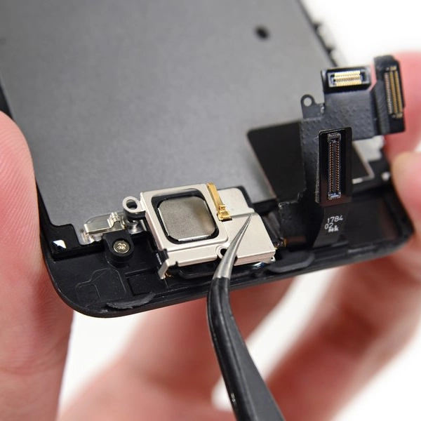 Thay loa iPhone 5s 3