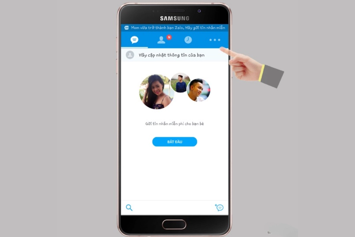 Truy cập vào tài khoản zalo và chọn vào dấu ba chấm ở góc trên bên phải màn hình