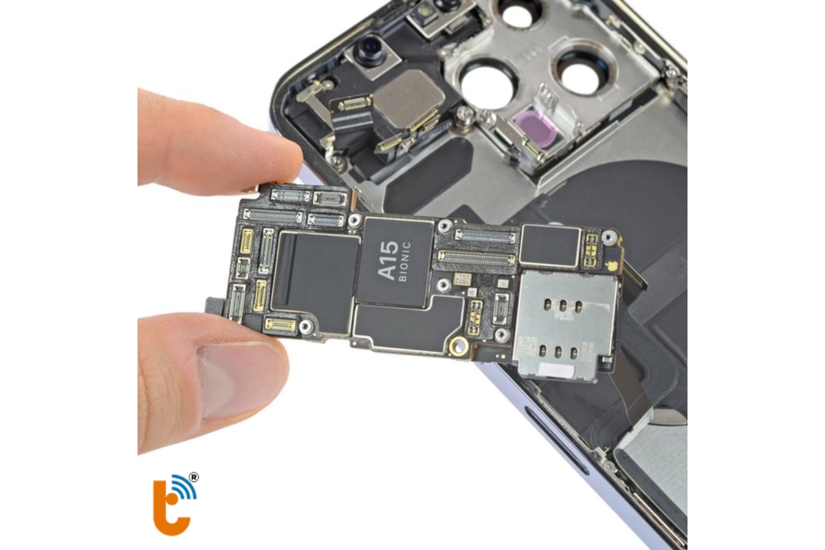 thay ic nguồn ip 13 pro 2