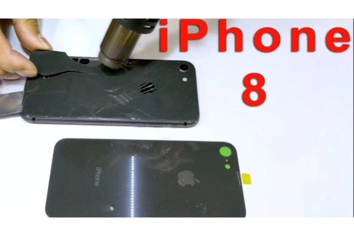 Thay kính lưng iPhone 8 chính hãng tại Thành Trung Mobile