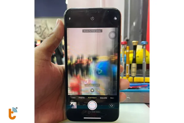 camera-iphone-11-pro-bi-rung-giat