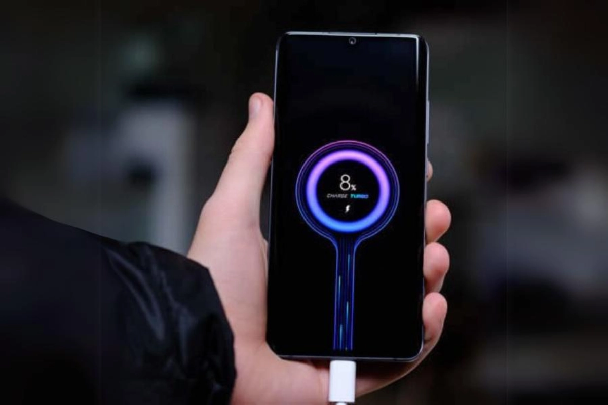 Máy nhận sạc nhưng pin lên rất chậm