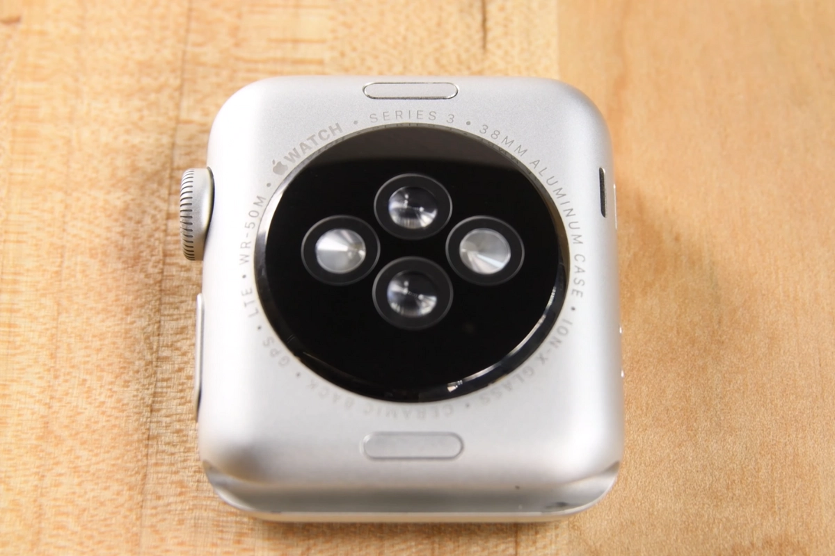 Thay đế sạc iWatch mới cũng giúp tăng giá trị cho máy