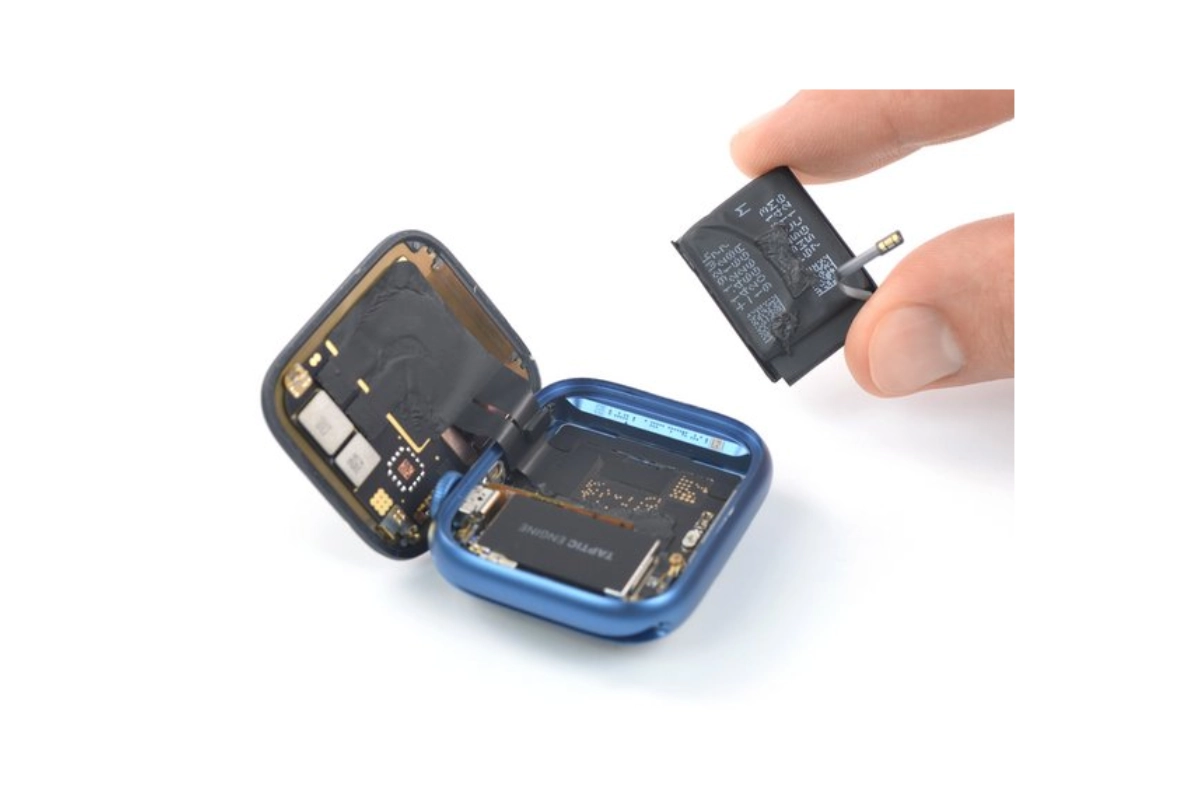 Thay pin Apple Watch Series 7