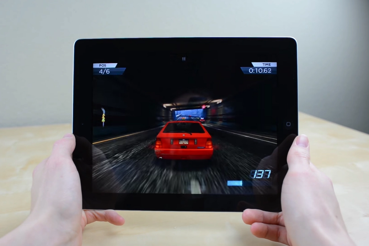 Chơi game với đồ họa cao trên iPad 4
