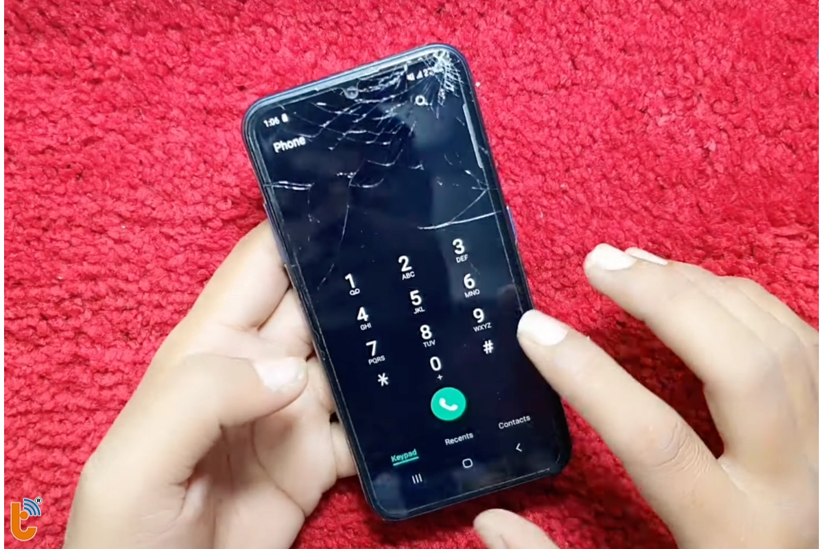 mat-kinh-man-hinh-bi-vo