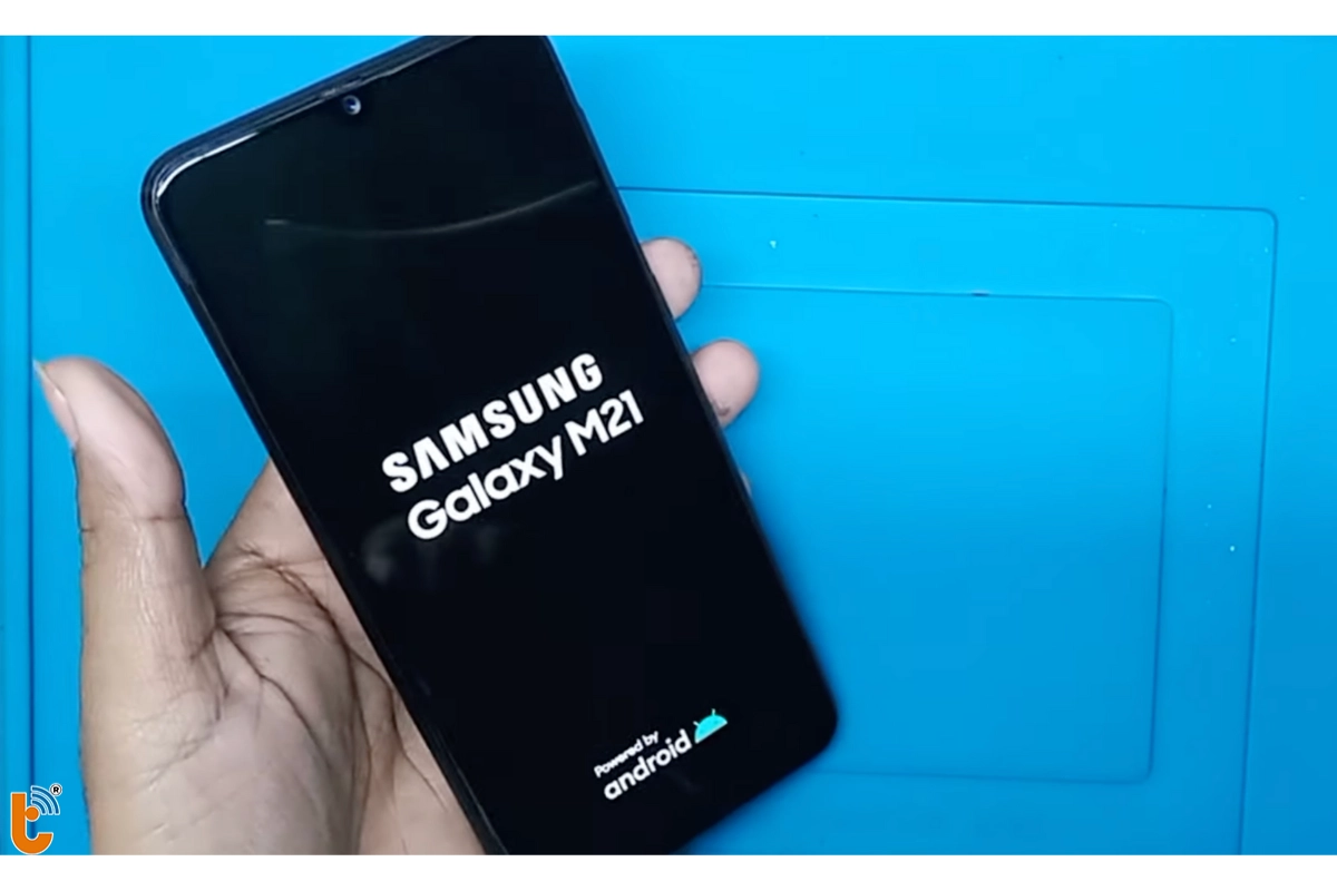 man-hinh-samsung-m21-sau-khi-ep-kinh