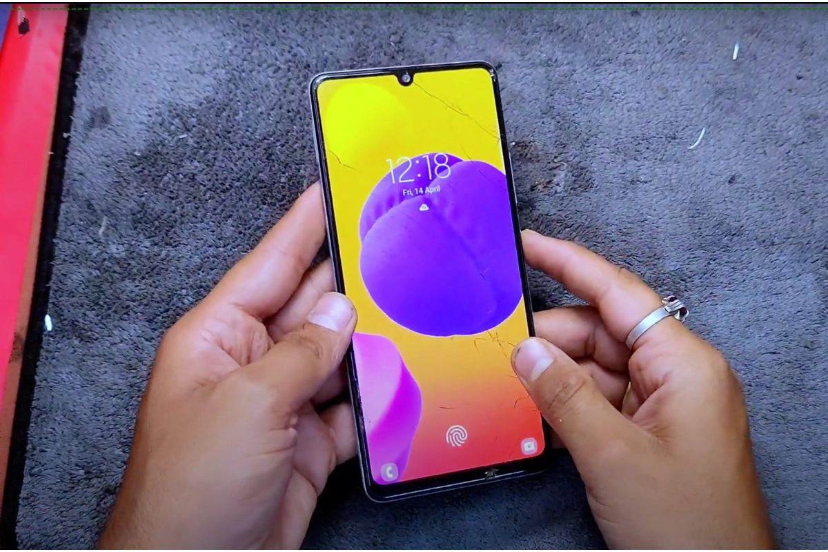 Màn hình Samsung M42 bị nứt, vỡ màn hình