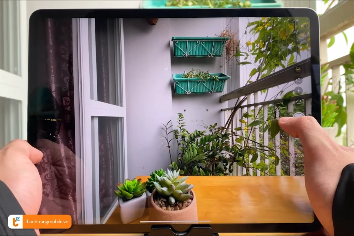 Hình ảnh hiển thị sắc nét thông qua camera của iPad Pro