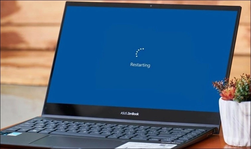 Khởi động lại máy tính