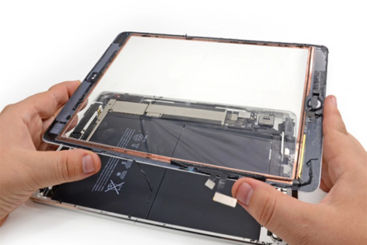 Ép kính iPad Air 3 tại Thành Trung Mobile