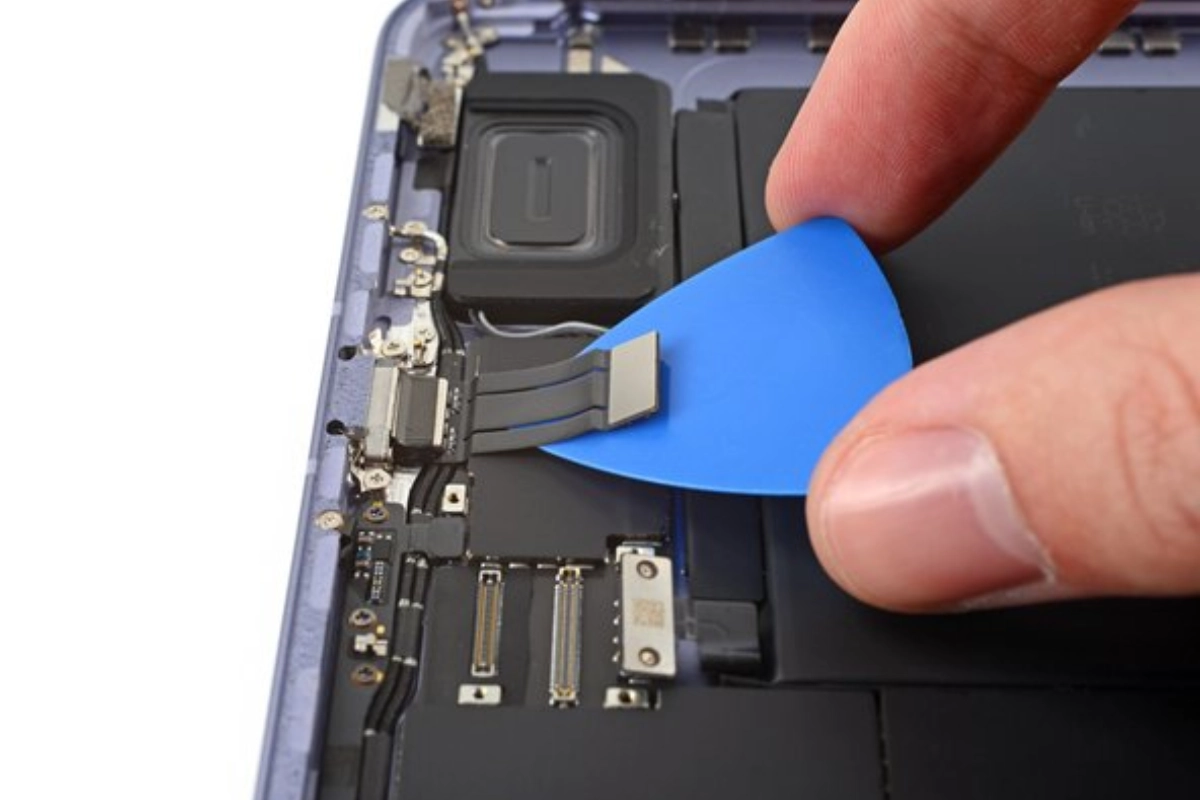 Thay chân sạc iPad Mini 6