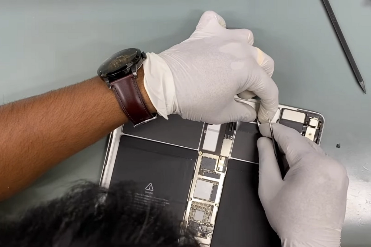 Thay loa iPad Pro 12.9 2017, 2015