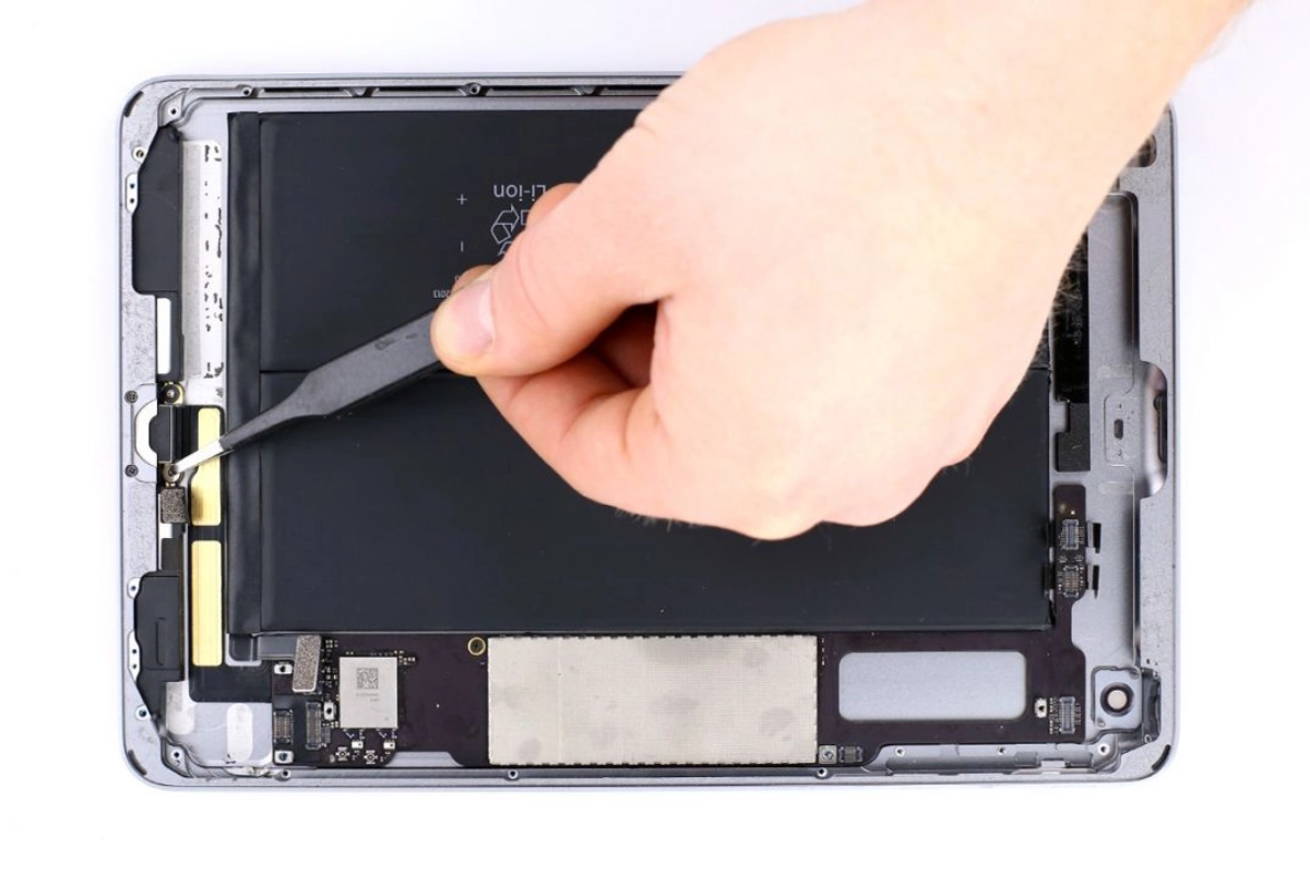 Thay pin iPad Mini 1, 2