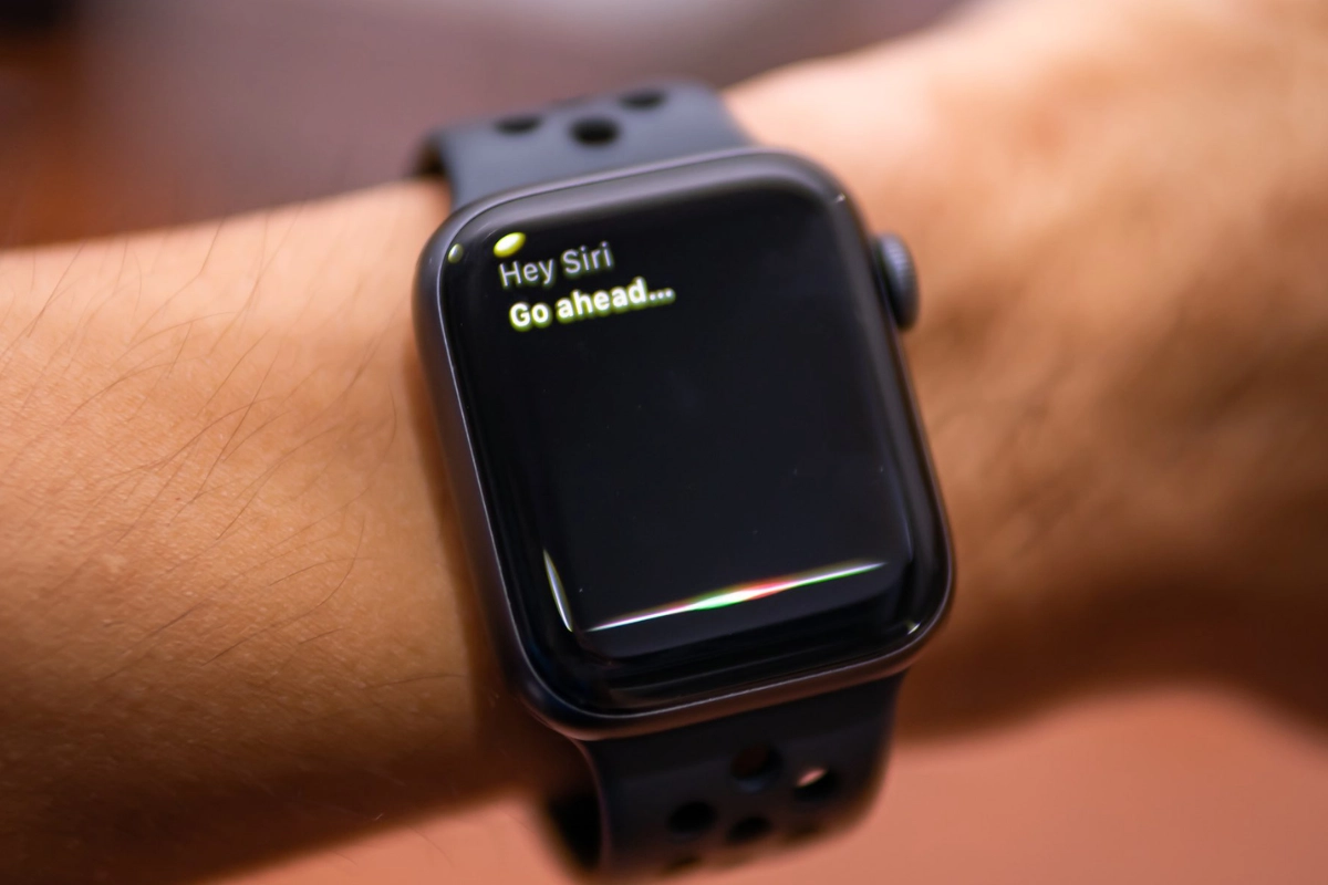 Chức năng Siri trên Apple Watch
