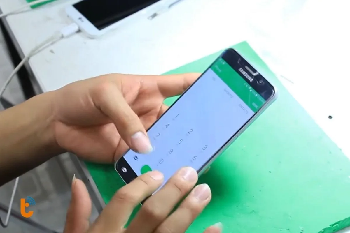 bieu hien nen di ep kinh samsung note 5