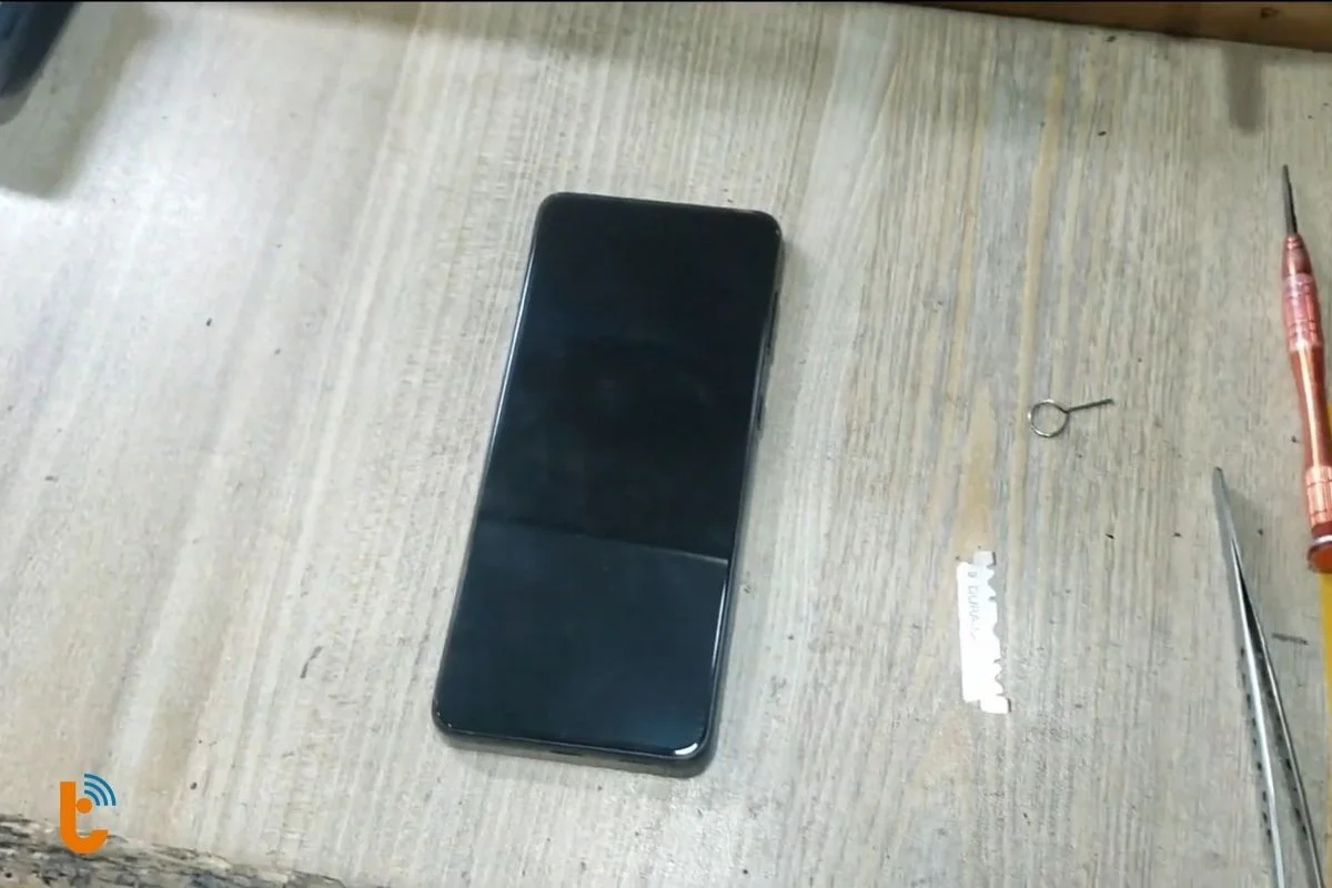 luu y khi su dung chan sac moi cho dien thoai samsung s21 plus