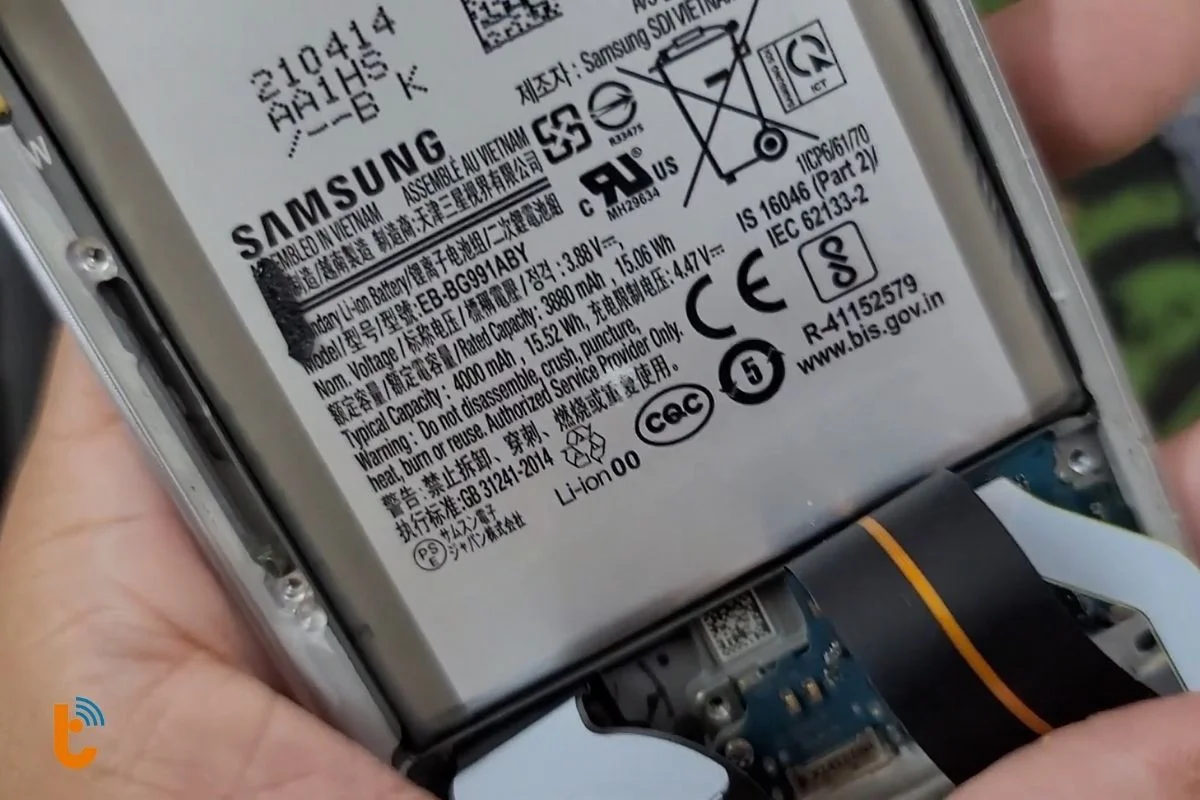 nguyen nhan pin samsung galaxy s21 plus bi hong