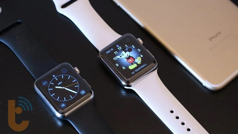 là một thiết bị đeo tay thông minh có nhiều tính năng hữu ích