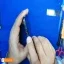chan-sac-redmi-5-plus-bam-nhieu-bui-ban-anh-huong-den-kha-nang-sac