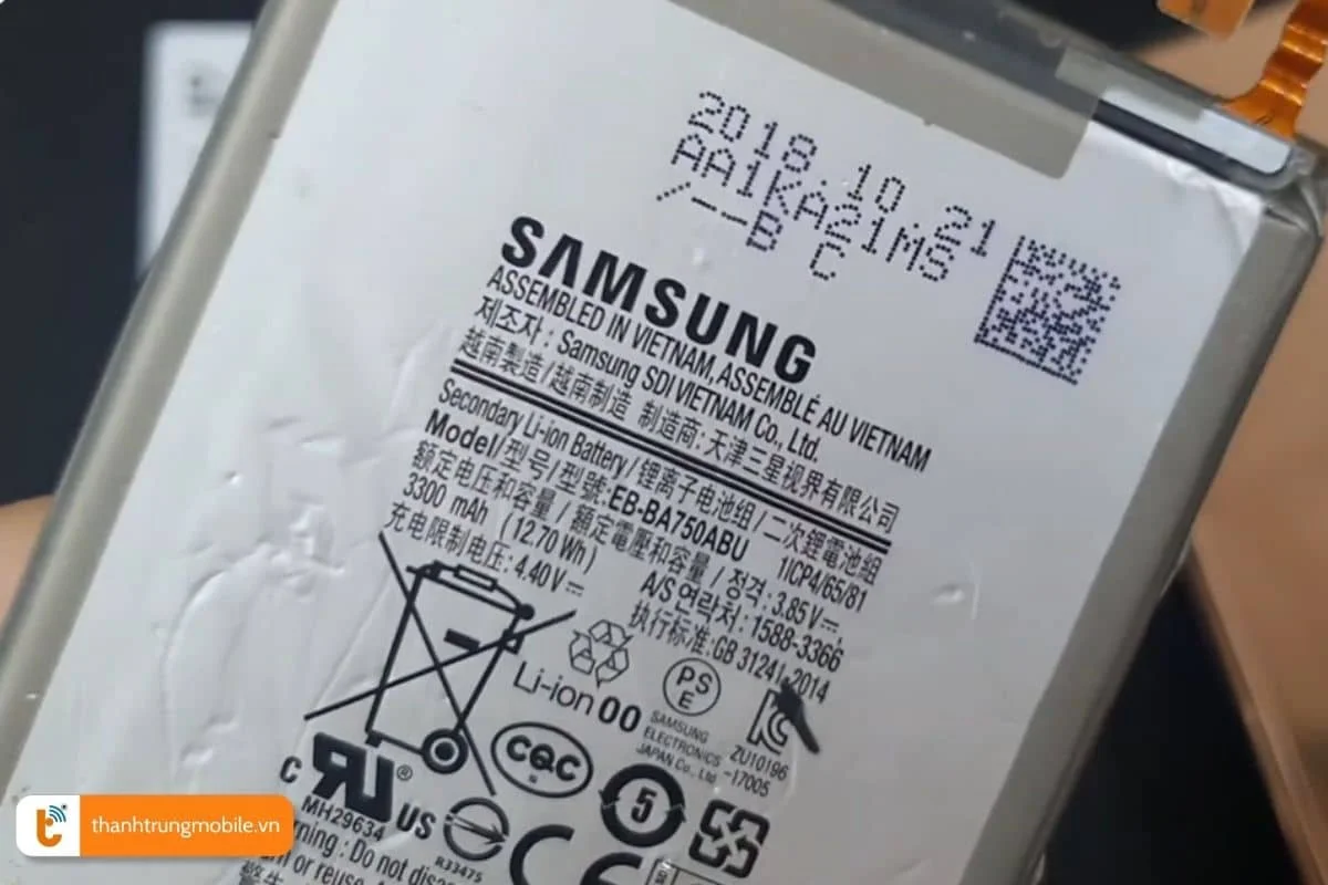 dau hieu can thay pin samsung a7 2018