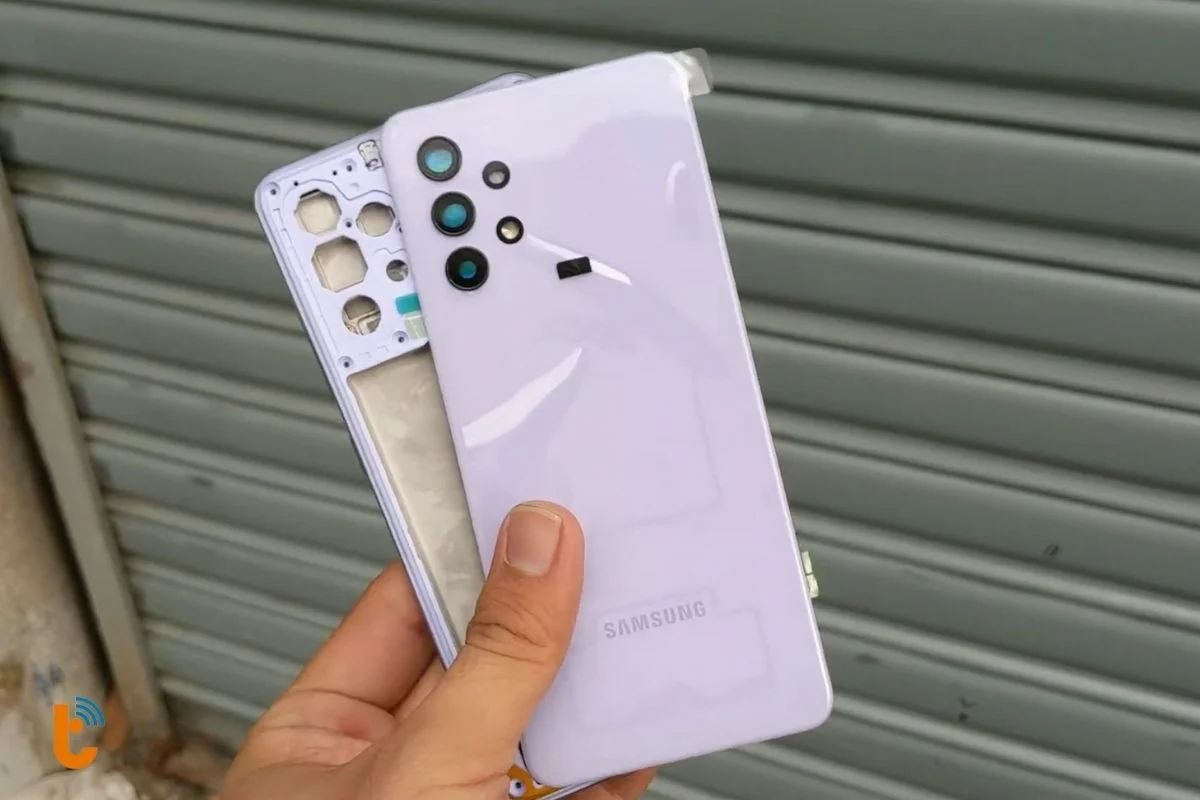 dau hieu nen thay nap lung samsung galaxy a32