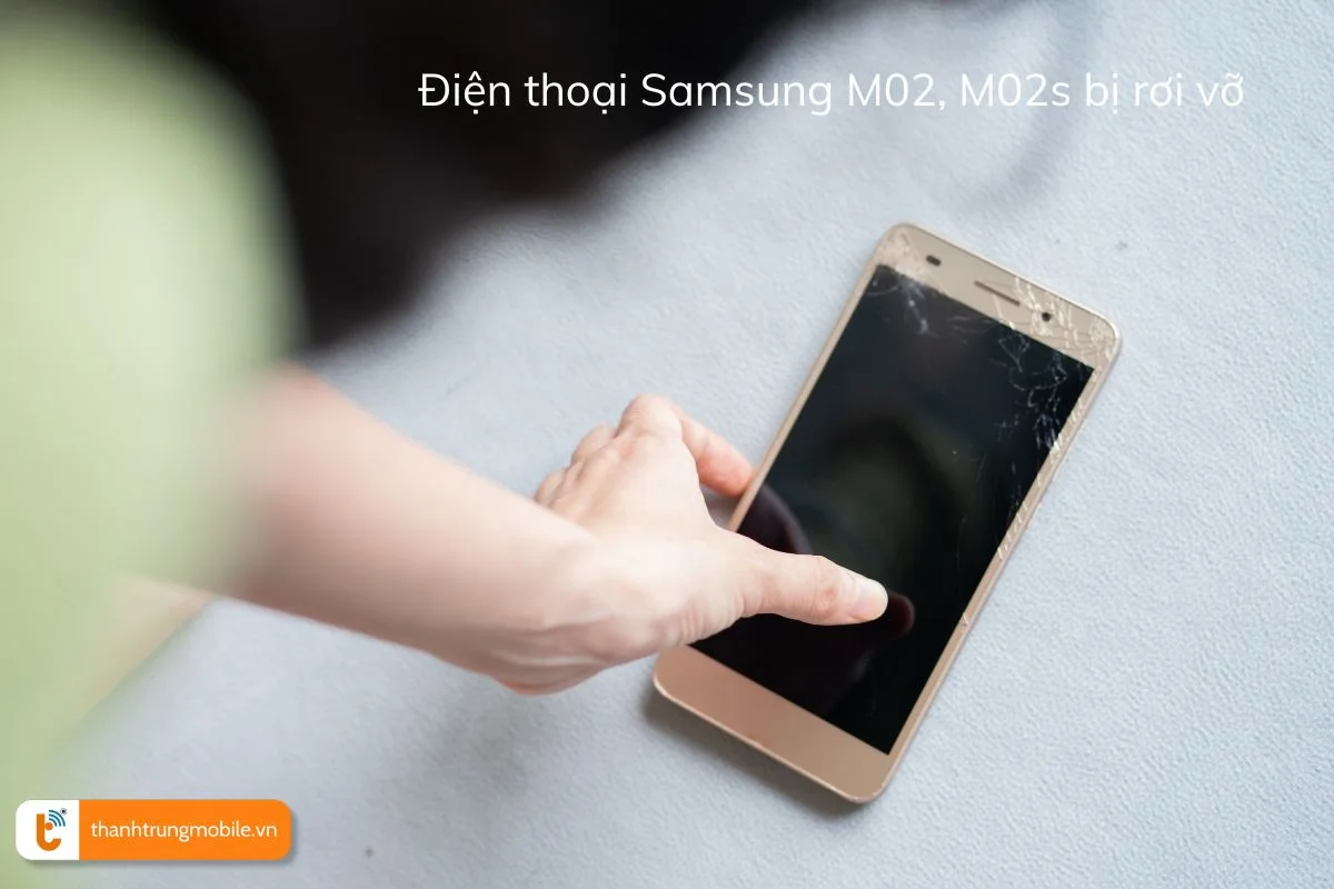 dien thoai samsung m02 bi roi vo mat kinh