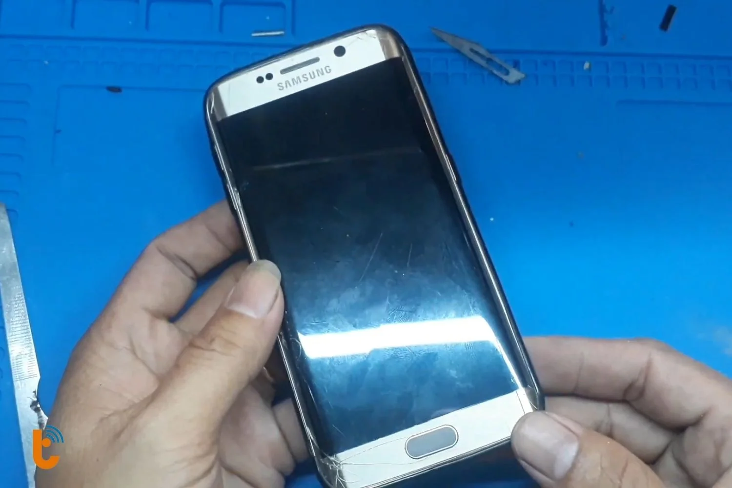 khi nao nen thay the chan sac samsung s6 edge edge plus