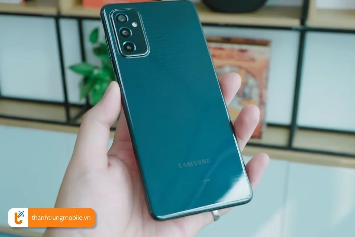 luu y bao quan nap lung samsung galaxy m52 sau khi thay