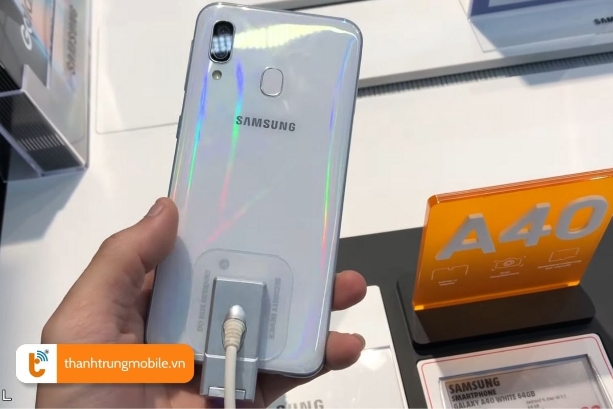 nguyen nhan gay hong cong sac samsung galaxy a40