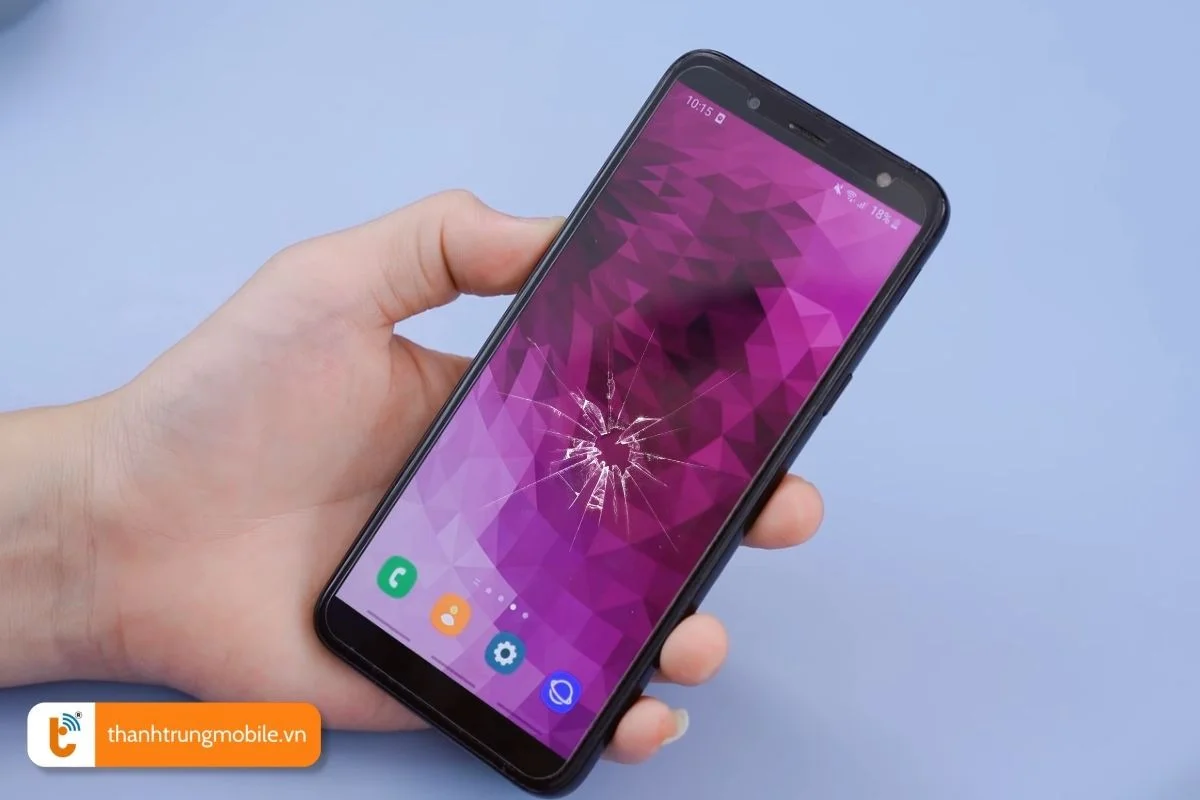 Nguyên nhân khiến màn hình Samsung J6, J6 Plus bị hỏng