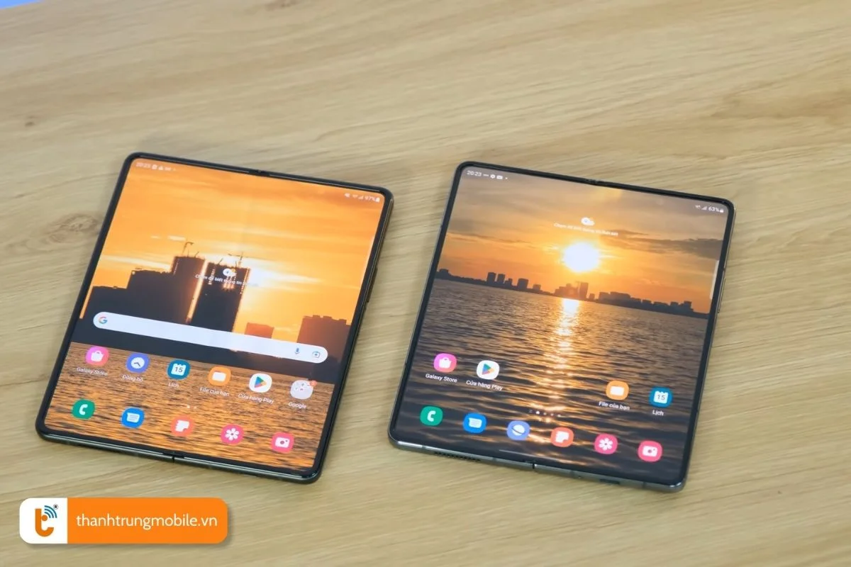 phan biet man hinh z fold 4 chinh hang va hang linh kien