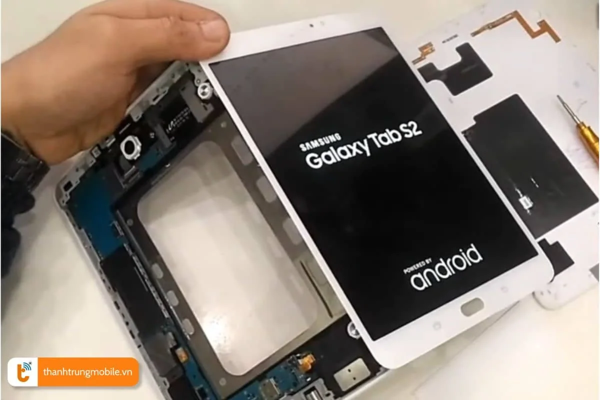 kiem tra hoat dong man hinh galaxy tab s2 9.7 sau khi thay