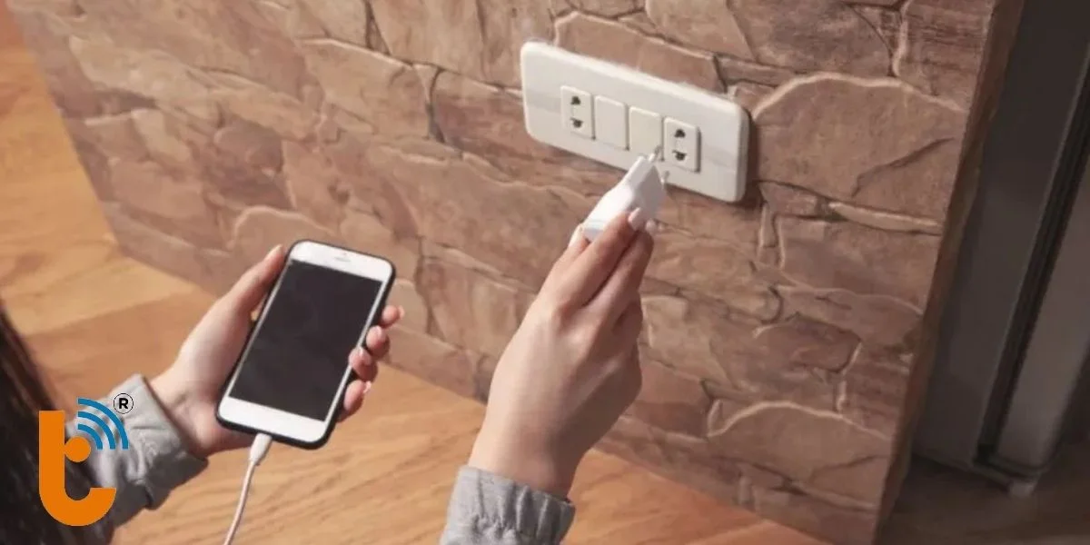 Sử dụng bộ sạc chính hãng Apple để sạc cho iPhone 6 Plus