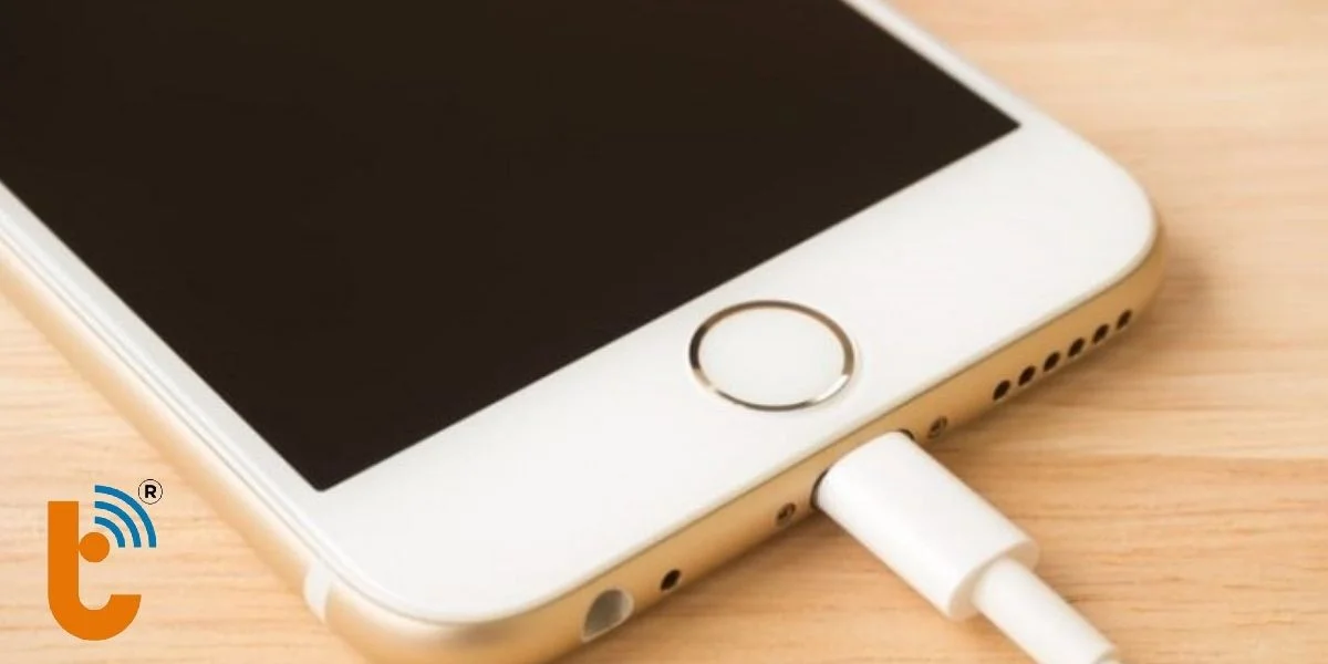 Tìm hiểu về tình trạng iPhone 6 Plus sập nguồn sạc không lên