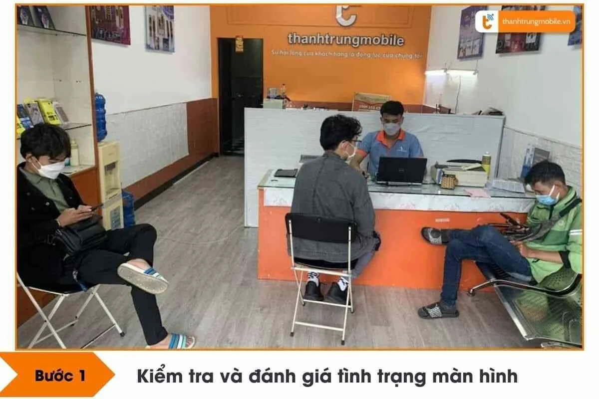 buoc 1 kiem tra va danh gia tinh trang hu hong man hinh samsung j8