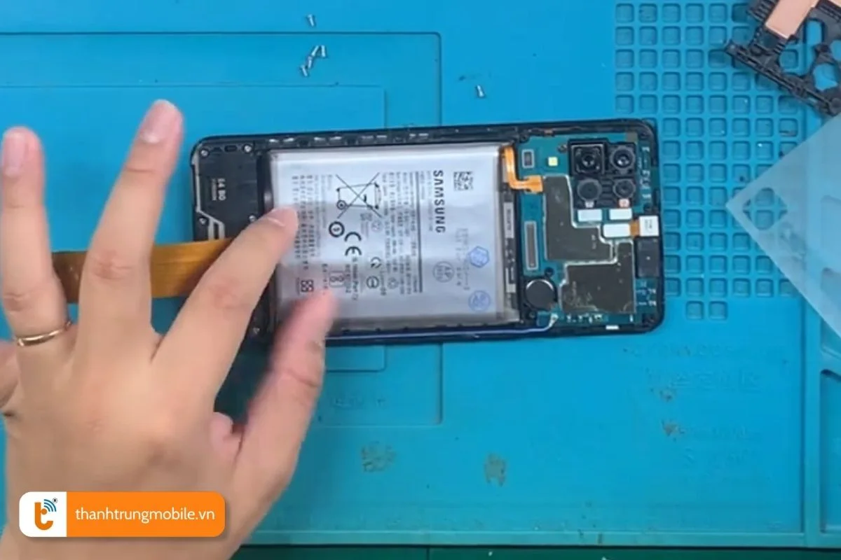 cach khac phuc tinh trang dien thoai samsung nhanh het pin