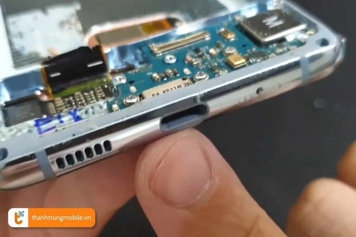 dau hieu can sua chan sac samsung galaxy s