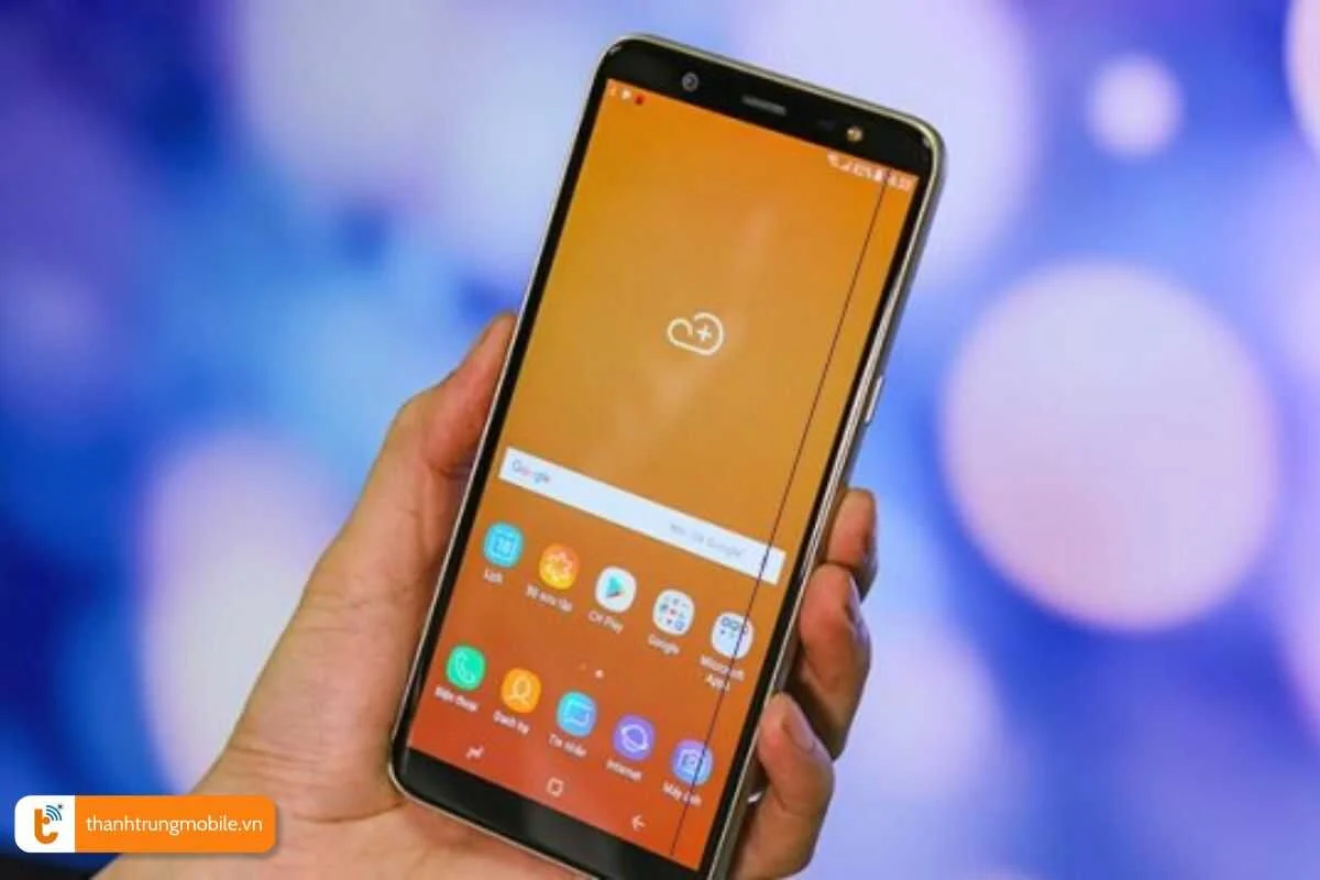 Màn hình Samsung Galaxy J8 bị sọc
