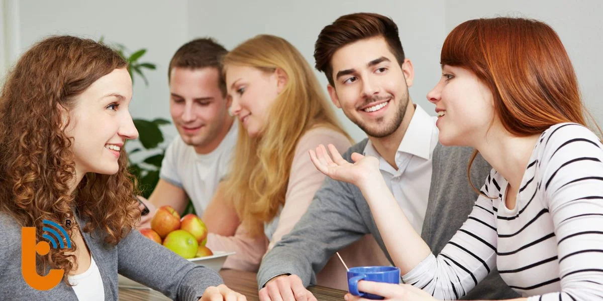 Nên tham khảo ý kiến bạn bè, người thân