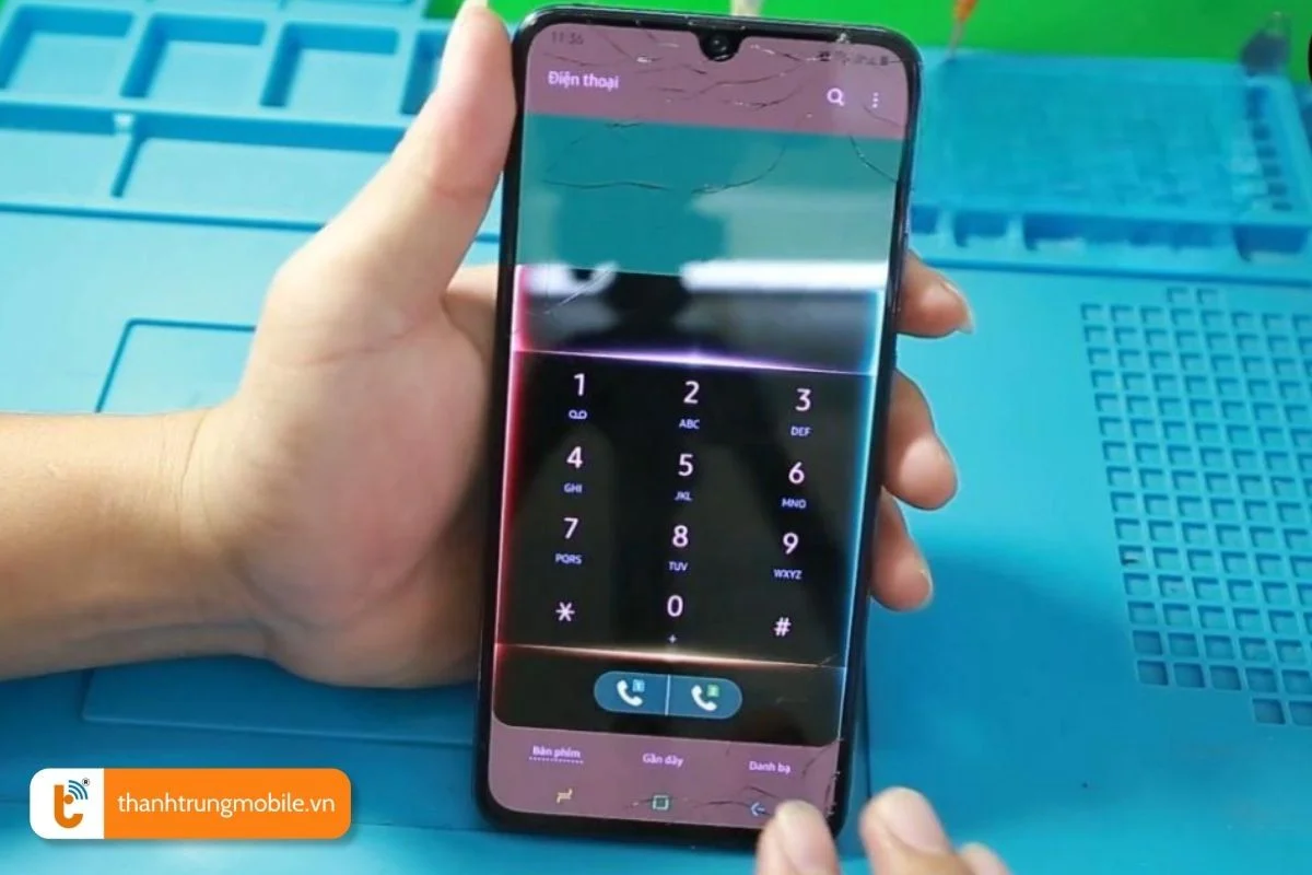 nguyen nhan khien mat kinh samsung a70 bi hong