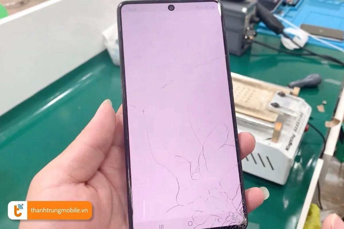 nguyen nhan khien mat kinh samsung a71 bi hong