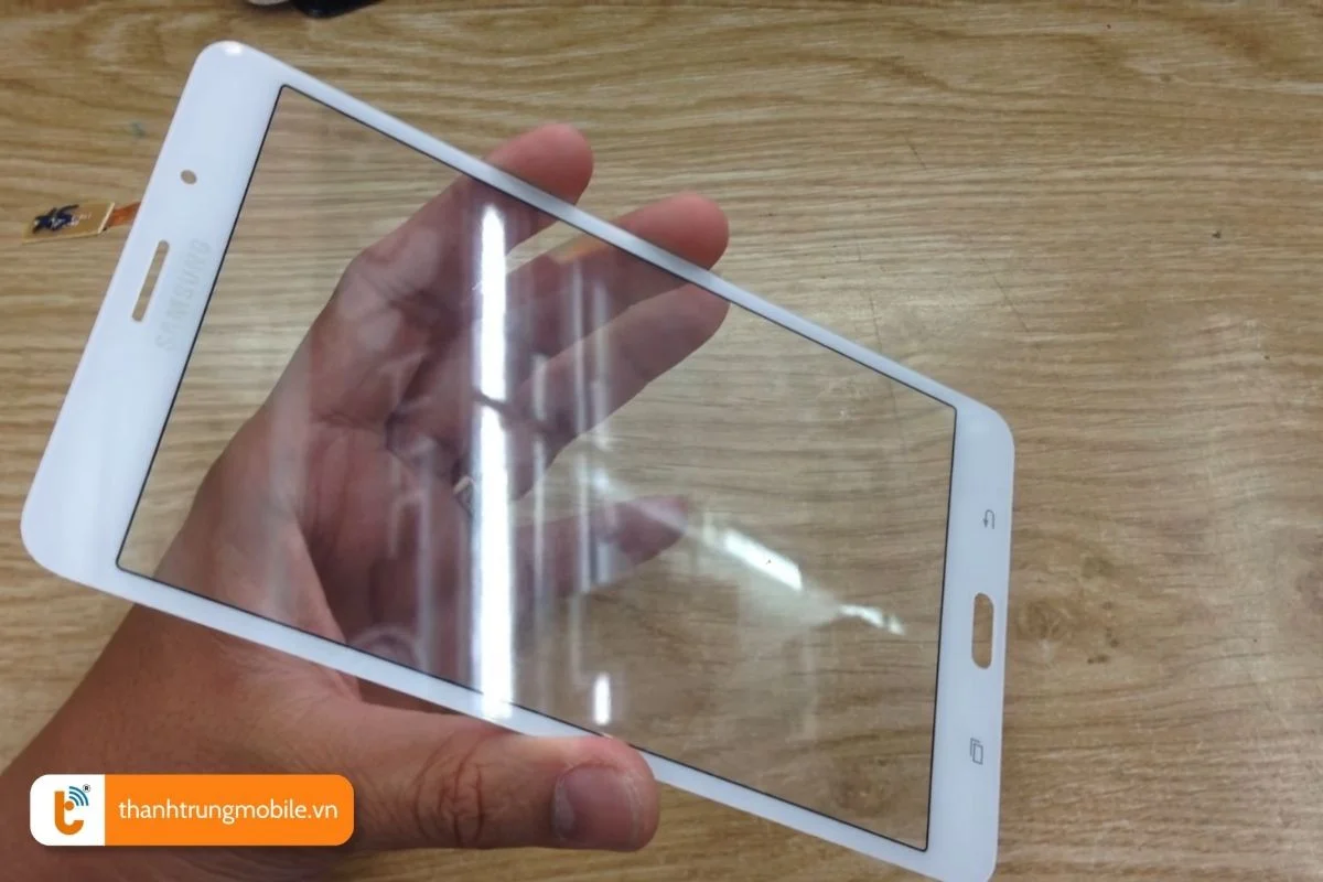 nguyen nhan khien mat kinh samsung tab 4 hong