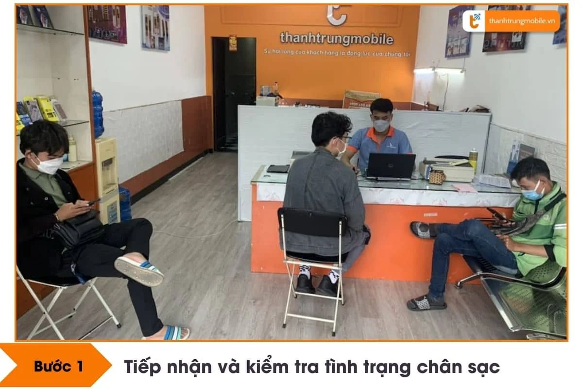tiep nhan may va kiem tra tinh trang chan sac