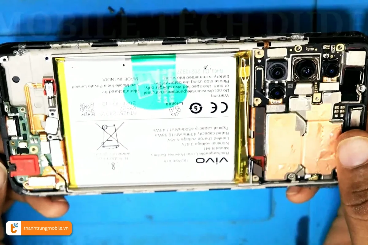 Quy trình thay cụm chân sạc Vivo V19 tại Thành Trung Mobile